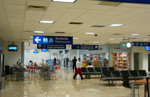 Carlos Rovirosa Perez International Airport